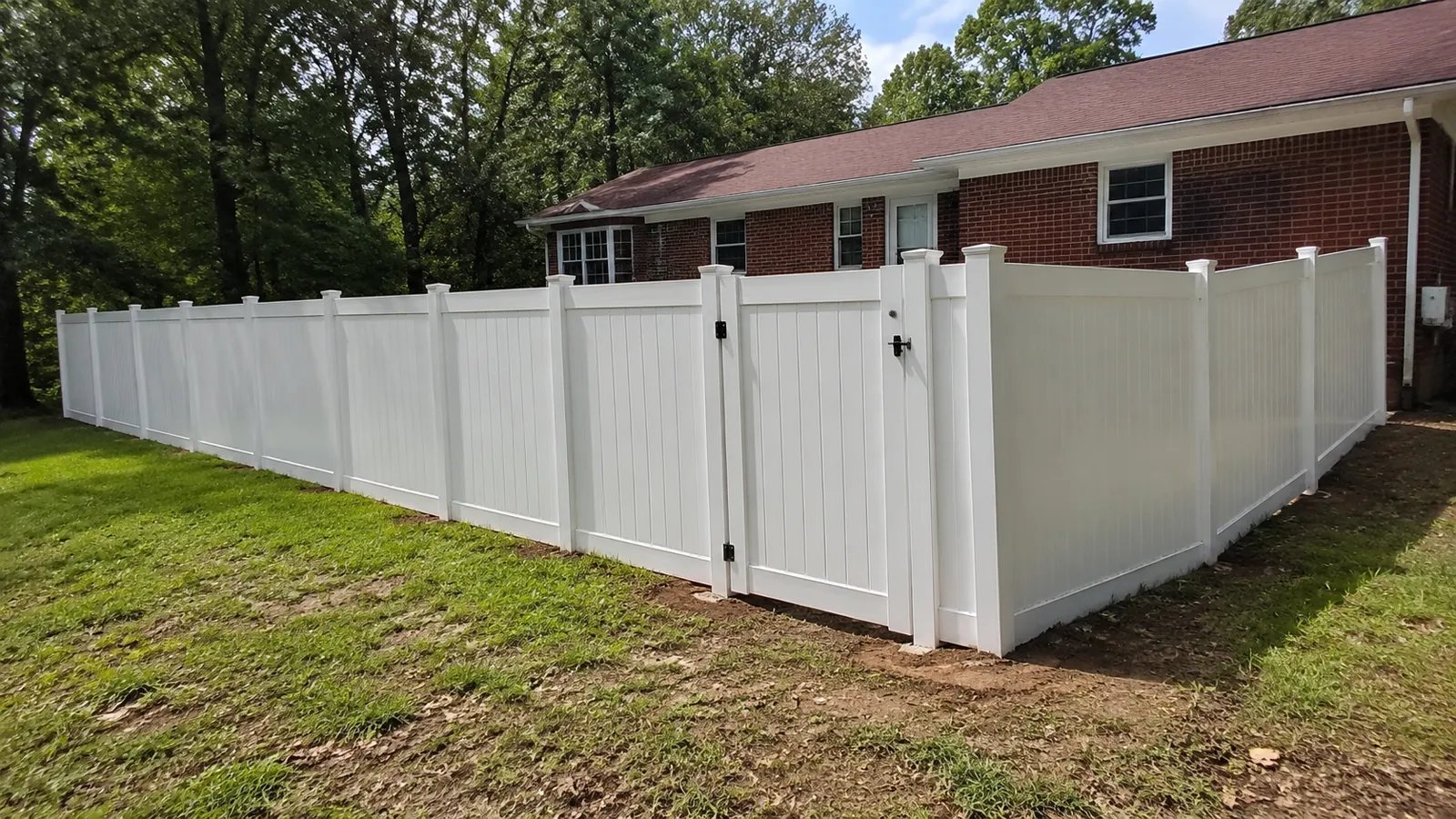 Vinyl fence installation by Sturgill Handyman Services in London, KY - photo 1